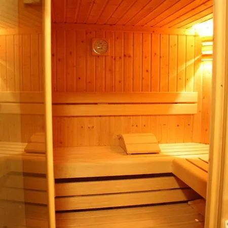 Apartment With Balcony And Sauna * Flachau