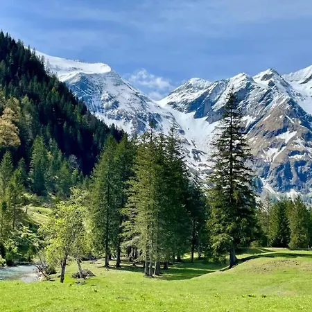 アパート With Balcony And Sauna