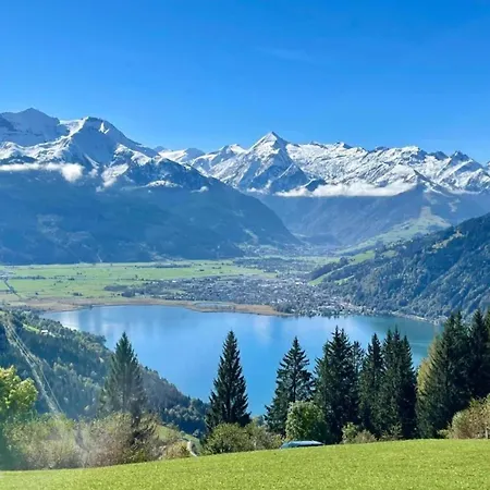 Apartment With Balcony And Sauna * Flachau